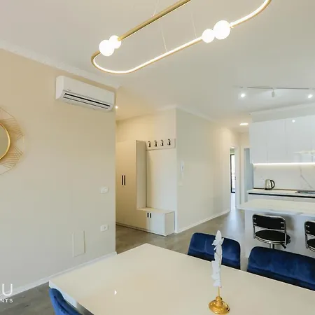Miku - Luxurious 2bedroom At Olympic Апартаменты